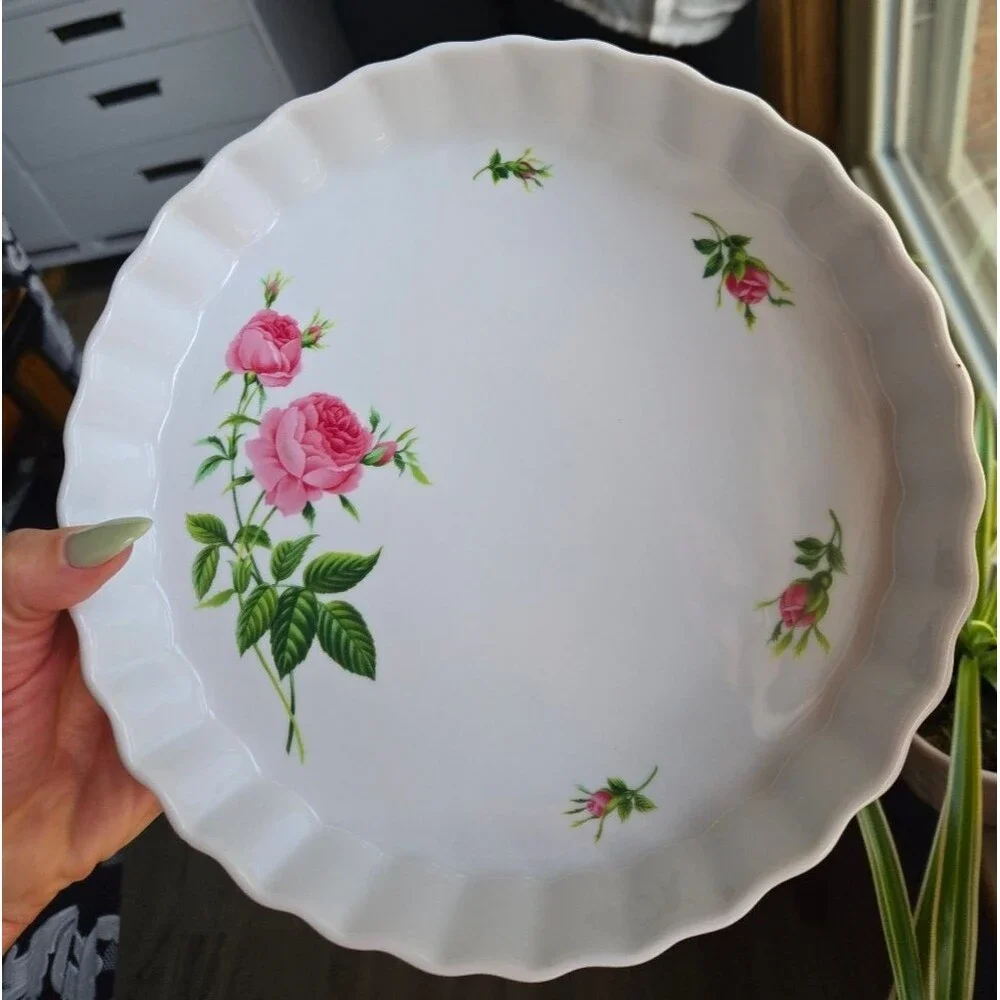 Vintage Oneida ROSE Porcelain Fluted Quiche Tart Dish 🌹